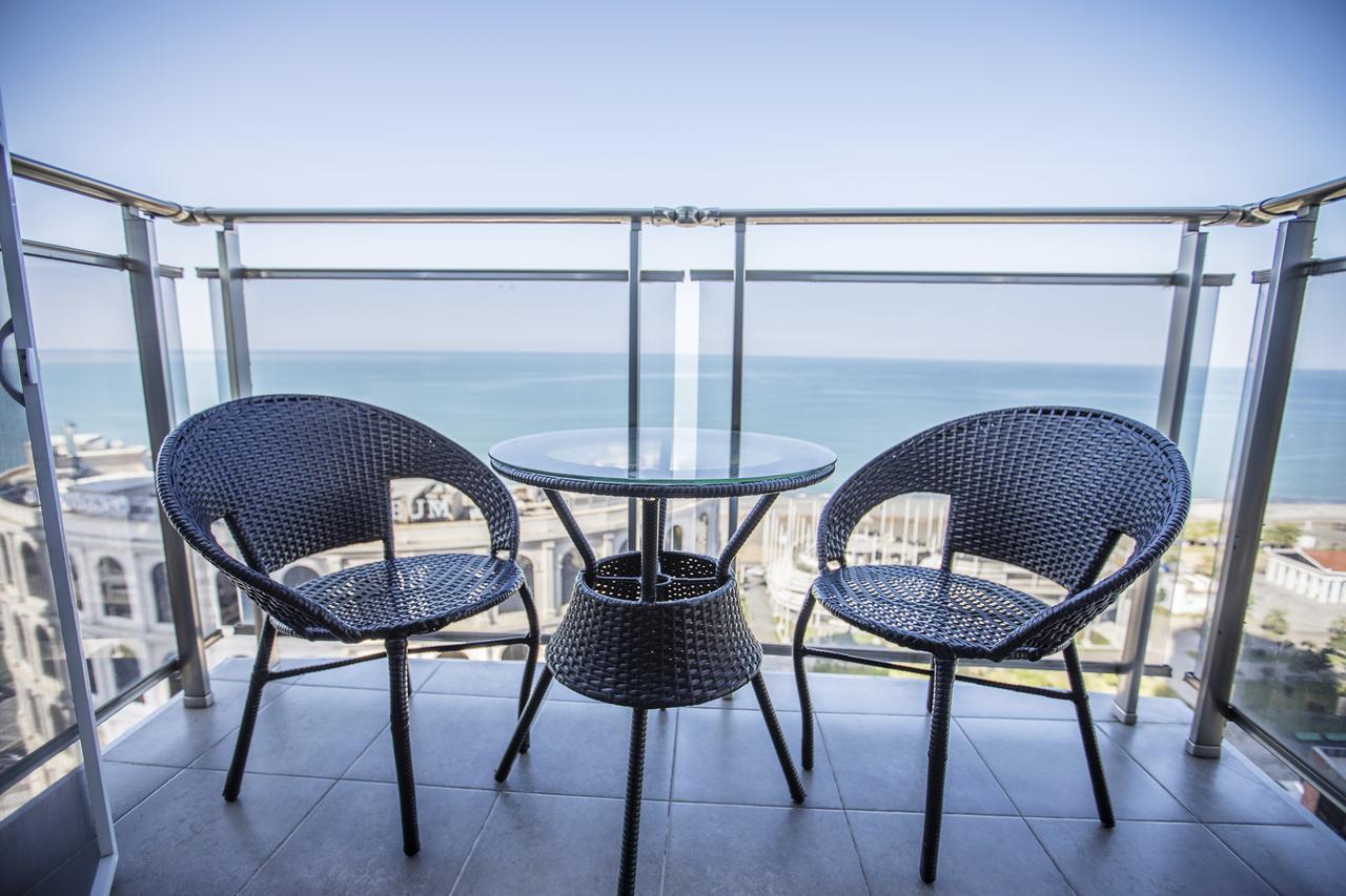 Tina's With Panoramic Sea View 公寓 *